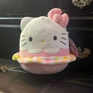 NWT EASTER Hello Kitty Squishmallow